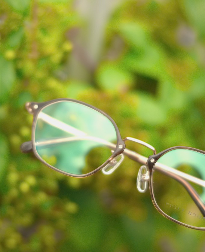 上質シンプルな大人のためのアイウェアブランド"HUSKY NOISE(ハスキーノイズ)"